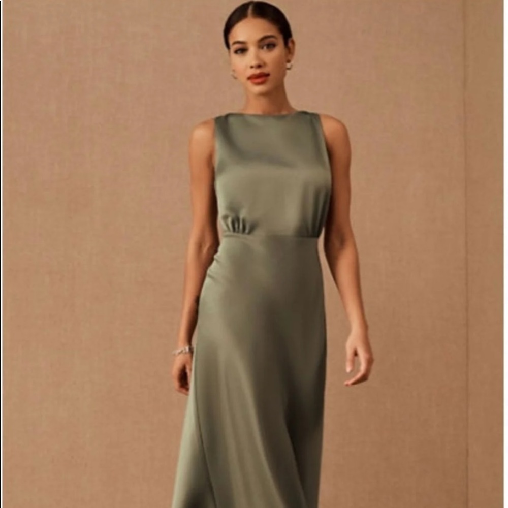 Miss Beckett gown Mother of , cocktail
Never worn